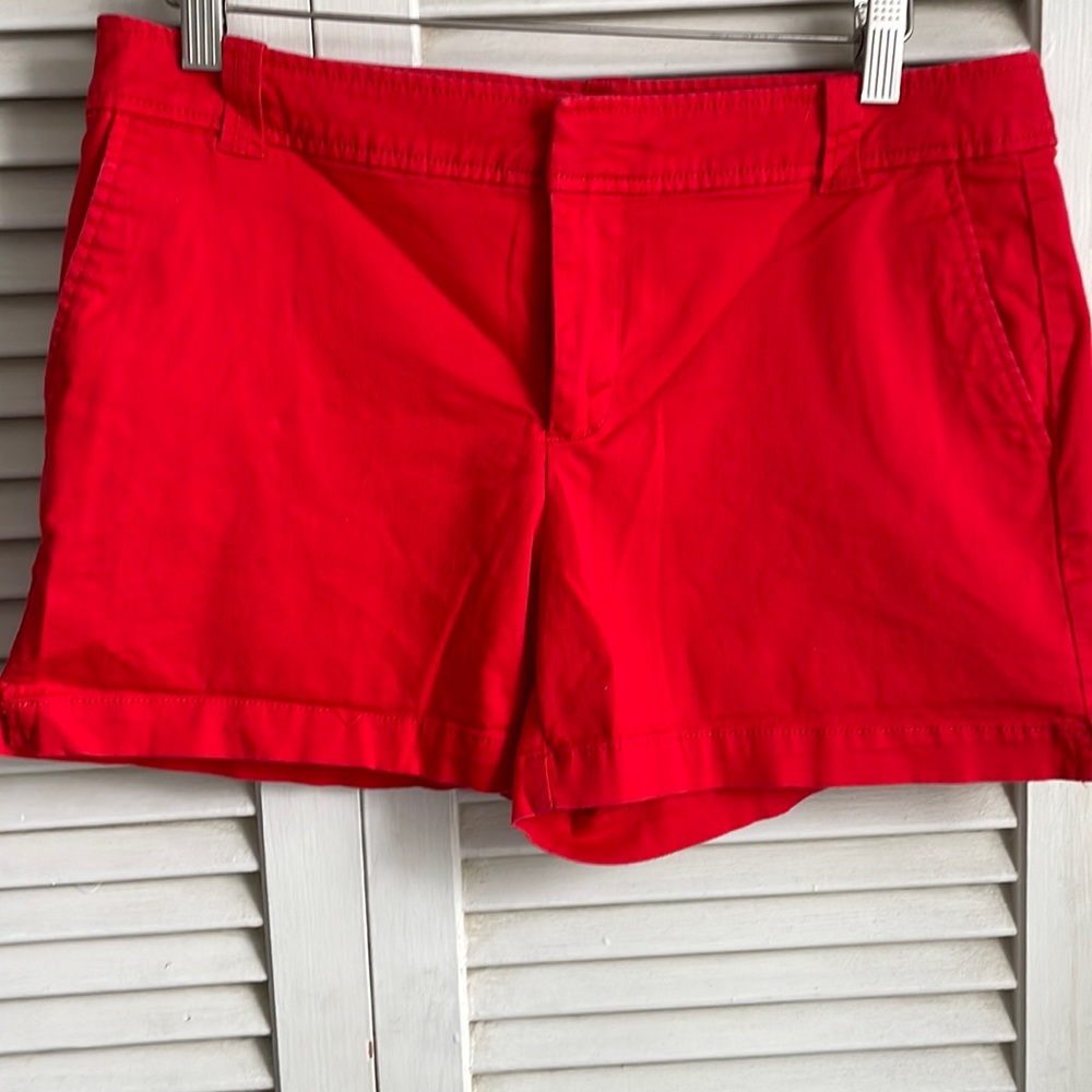 NY and Co red shorts size 8